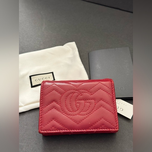 GUCCI MARMONT WALLET - Picture 3 of 10